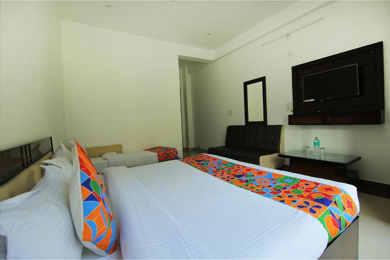 Fabhotel Sakshi Uttarkāshi Buitenkant foto